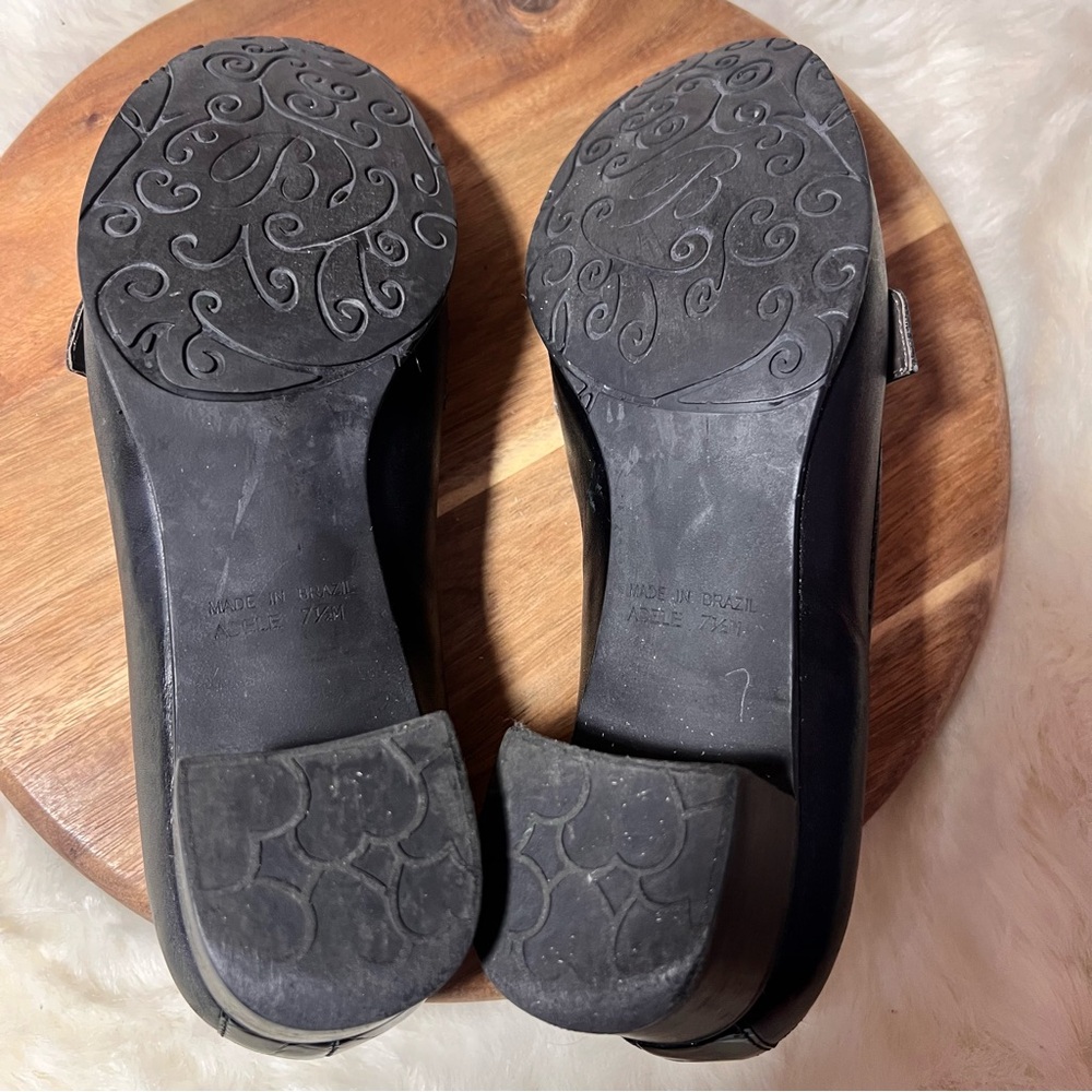 Brighton Women's Classic Black Leather Loafers with Block Heel Size 7.5 - Picture 11 of 12